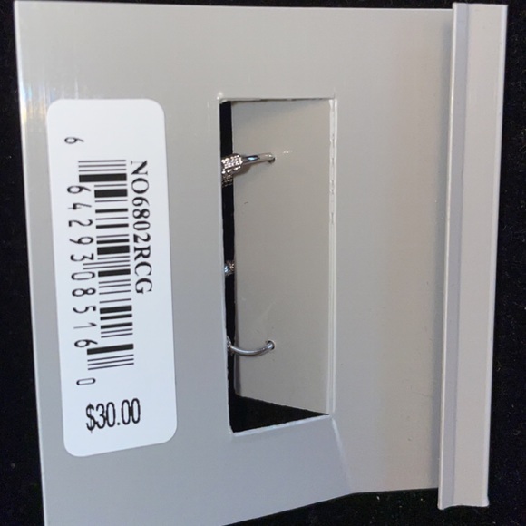 Earring bundle - Picture 4 of 7